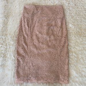 UEC Size 6 Express pink lace pencil skirt